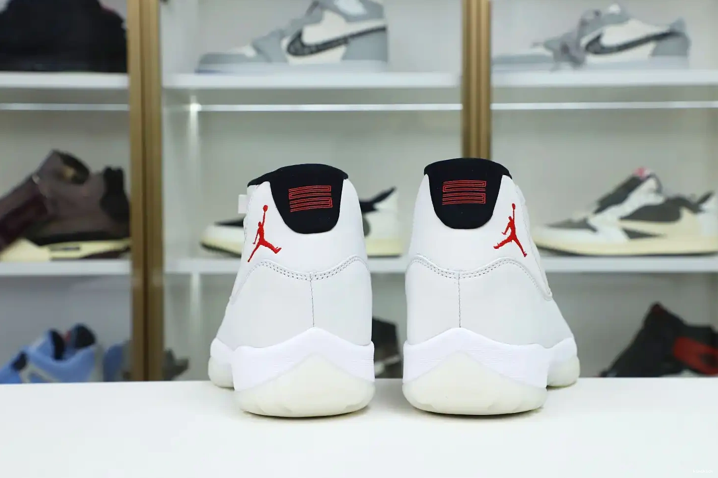 JORDAN RETRO TINT 11 XI AIR Kimikick PLATINUM 0528